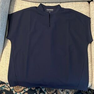 NWOT - Mandala Mandarin Dolman scrub top - navy, size XS